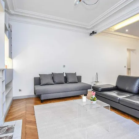 Charming Appart- 6p - Trocadero Apartman *